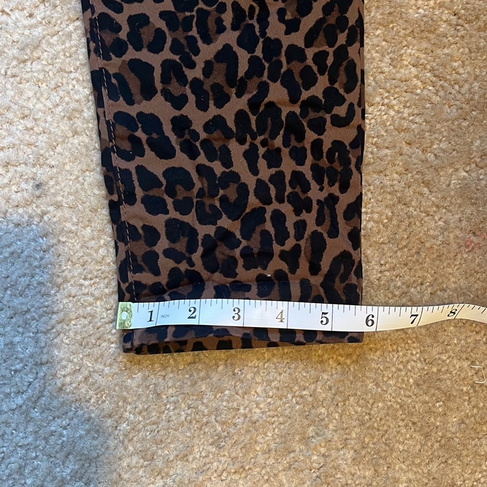 9 West high rise leopard print l🐆 stretch jeans with tapered legs, size 10 - Picture 6 of 6